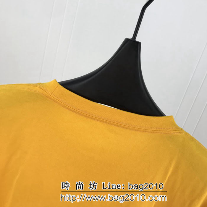 VERSACE範思哲 19ss早春新款 純棉短袖 最新多logo印花圖案 高版本情侶款 ydi2163